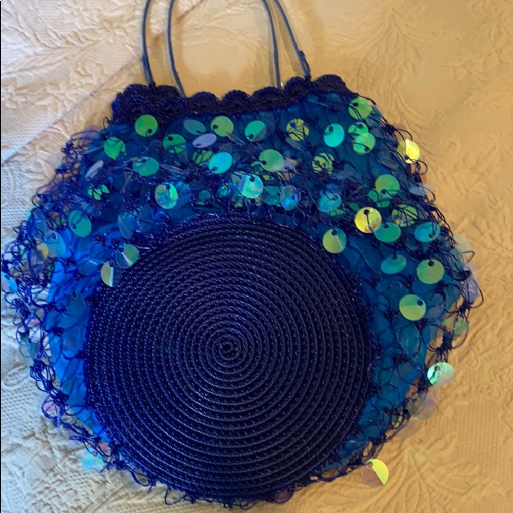 Handbag - Picture 3 of 7